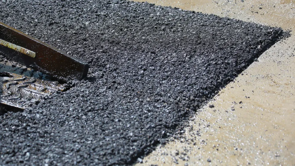 Durable asphalt paving project for driveway
